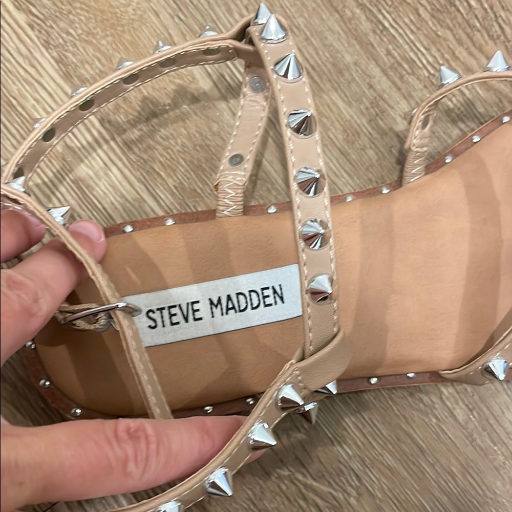 Steve Madden Tan and Silver Embellished Sandals - Picture 3 of 3